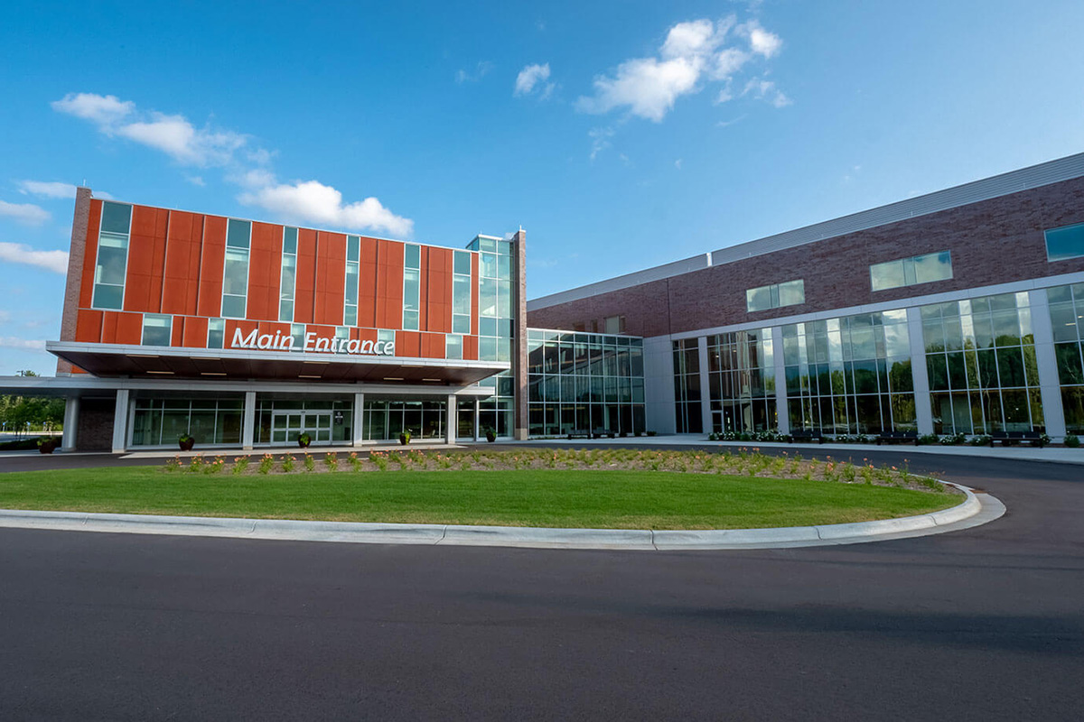 Advocate Aurora Health to assume full ownership of Bay Area Medical Center