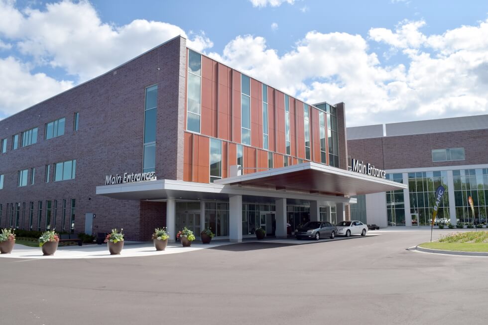 Advocate Aurora Health assumes full ownership of Bay Area Medical Center, renamed Aurora Medical Center – Bay Area