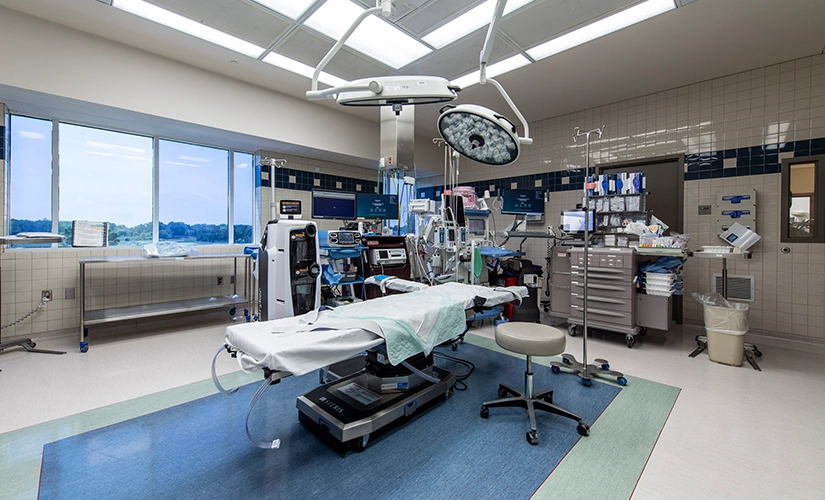 Private C-section delivery room at Kenosha birthing center