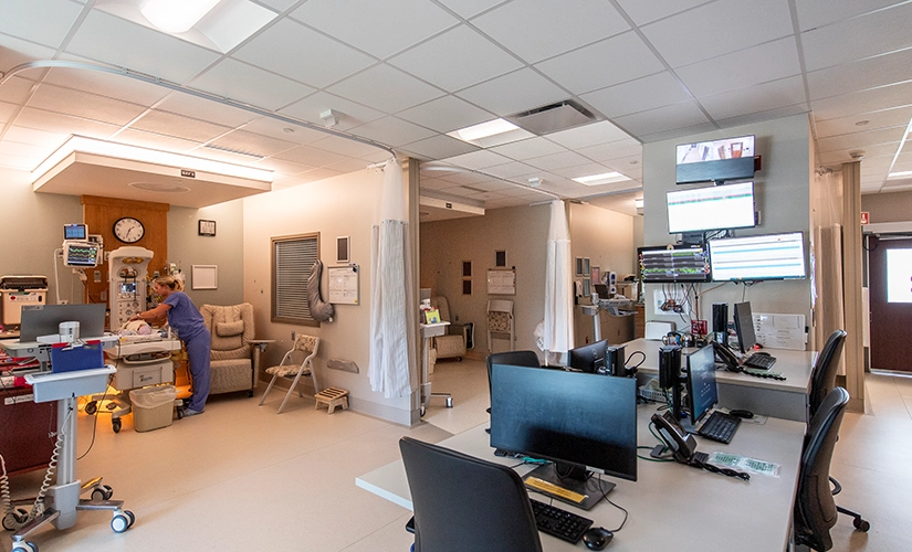 Level II NICU at Aurora Medical Center – Kenosha hospital birthing center